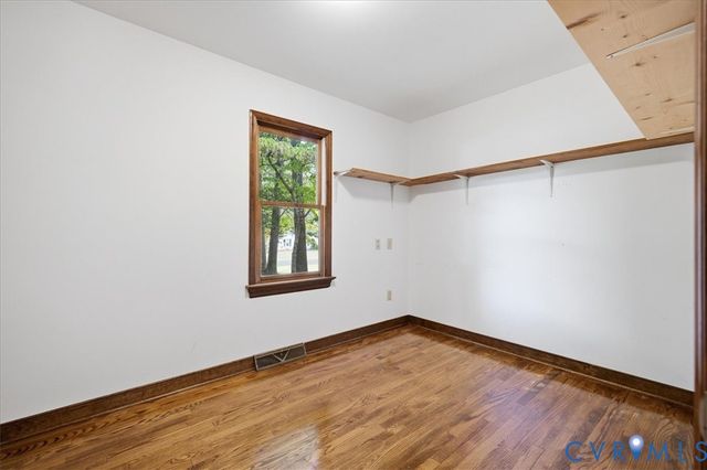 5407 Kralan Ct, Chester, VA 23831