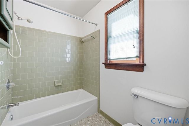 5407 Kralan Ct, Chester, VA 23831