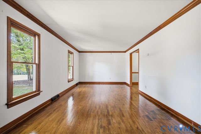 5407 Kralan Ct, Chester, VA 23831