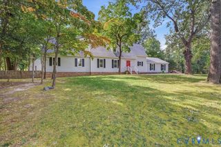 5407 Kralan Ct, Chester, VA 23831