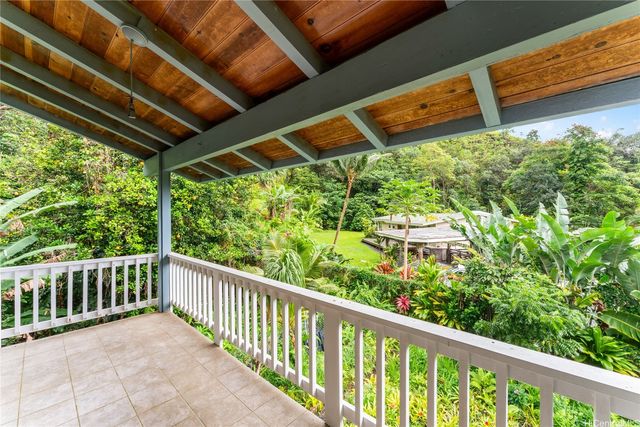 47-800 Ahuimanu Road, Kaneohe, HI 96744
