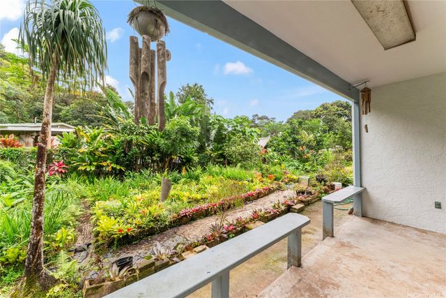 47-800 Ahuimanu Road, Kaneohe, HI 96744