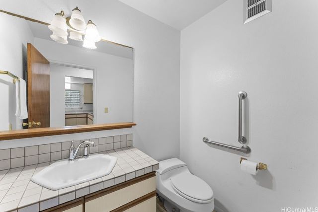 47-800 Ahuimanu Road, Kaneohe, HI 96744