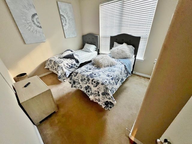 9322 Moon River Drive, Arlington, TX 76002