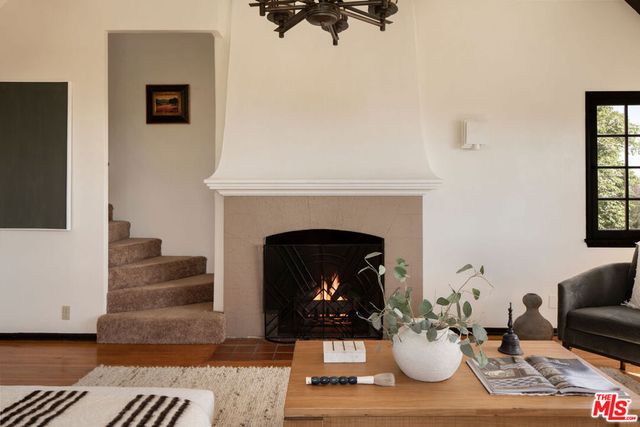 755 Luton Drive, Glendale, CA 91206