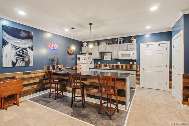 2661 Signature Circle, Pinckney, MI 48169