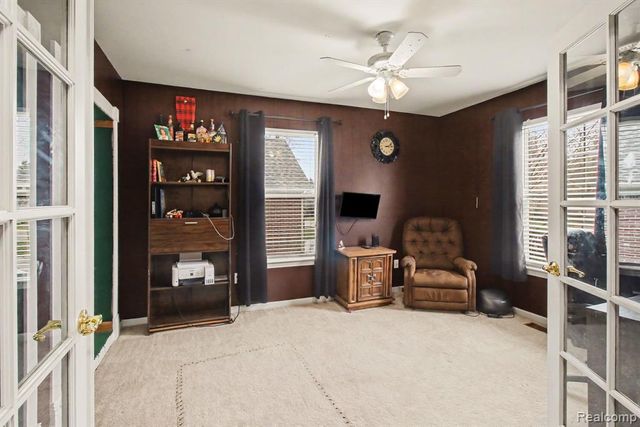 2661 Signature Circle, Pinckney, MI 48169