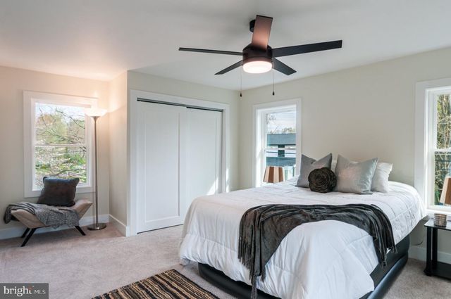 131 EVERGREEN PKWY, Glassboro, NJ 08028