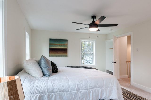 131 EVERGREEN PKWY, Glassboro, NJ 08028