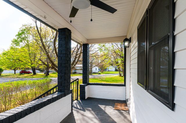 131 EVERGREEN PKWY, Glassboro, NJ 08028