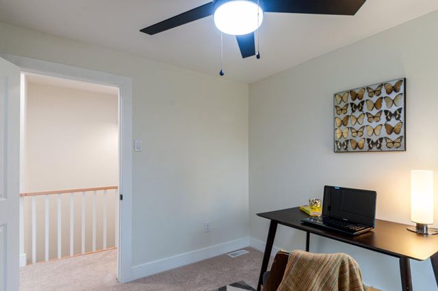 131 EVERGREEN PKWY, Glassboro, NJ 08028