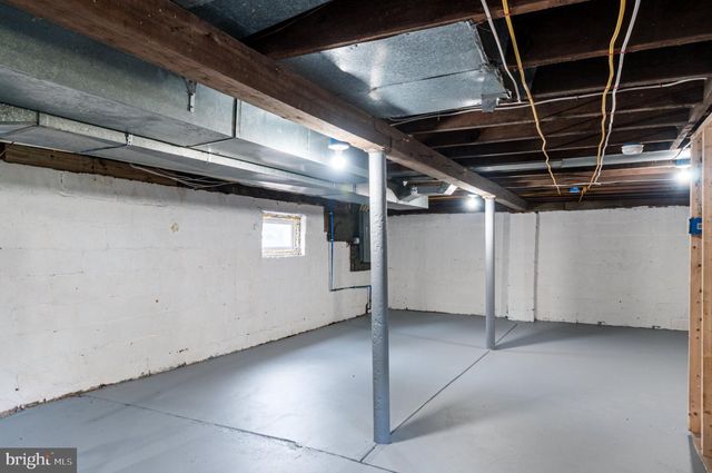 131 EVERGREEN PKWY, Glassboro, NJ 08028