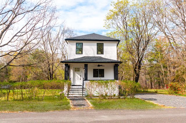 131 EVERGREEN PKWY, Glassboro, NJ 08028