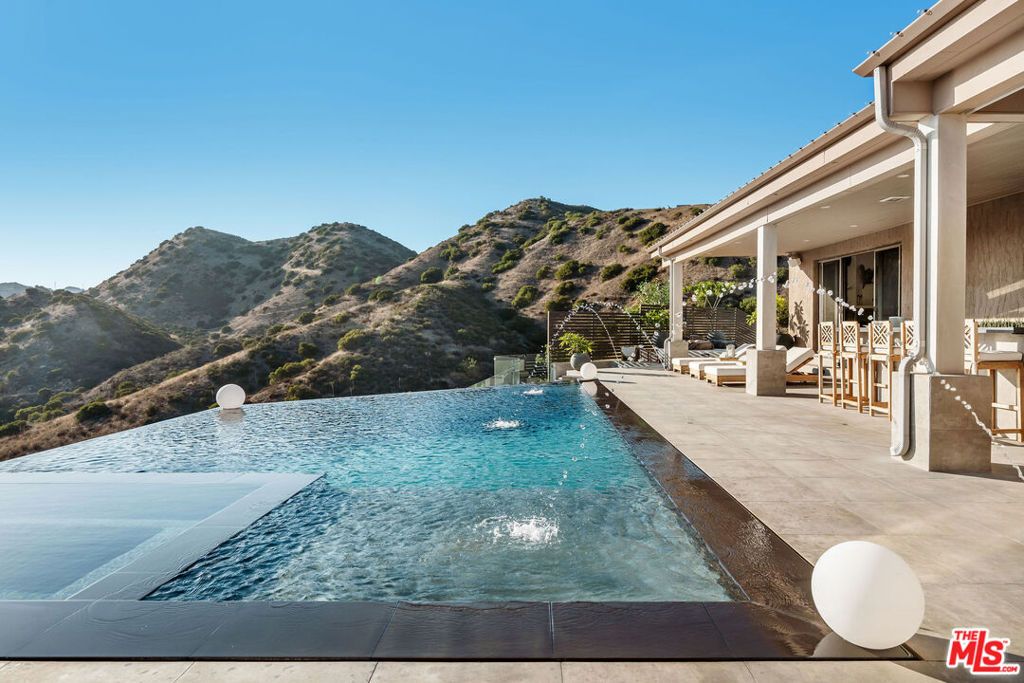 9 Morgan Road, Bell Canyon, CA 91307 — photo 2