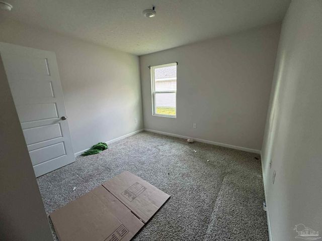 9663 Angel Oak Dr, Pensacola, FL 32526