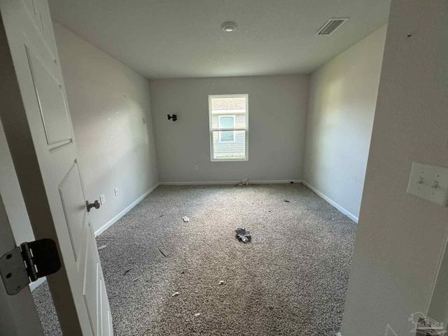 9663 Angel Oak Dr, Pensacola, FL 32526