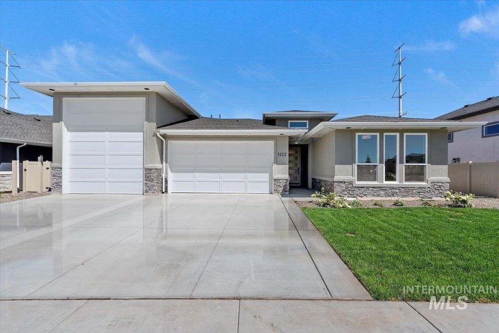 1122 W Tida, Meridian, ID 83646