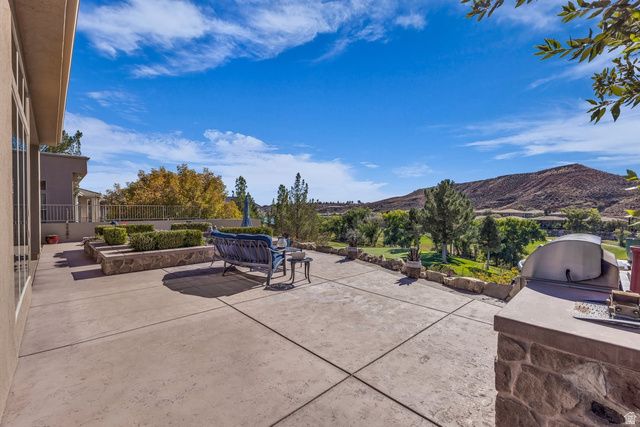 2639 W SAN MARCUS CIR, St. George, UT 84770