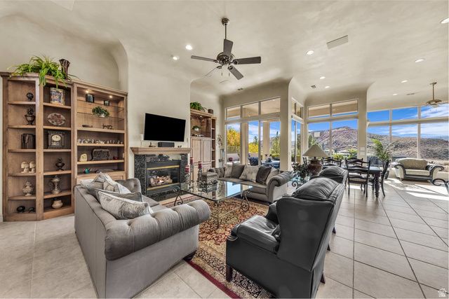 2639 W SAN MARCUS CIR, St. George, UT 84770