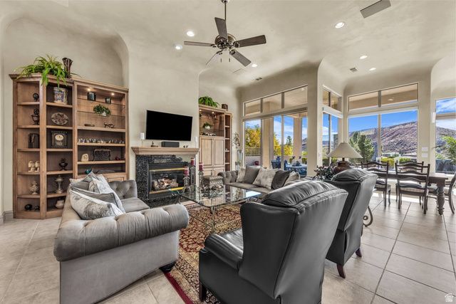 2639 W SAN MARCUS CIR, St. George, UT 84770