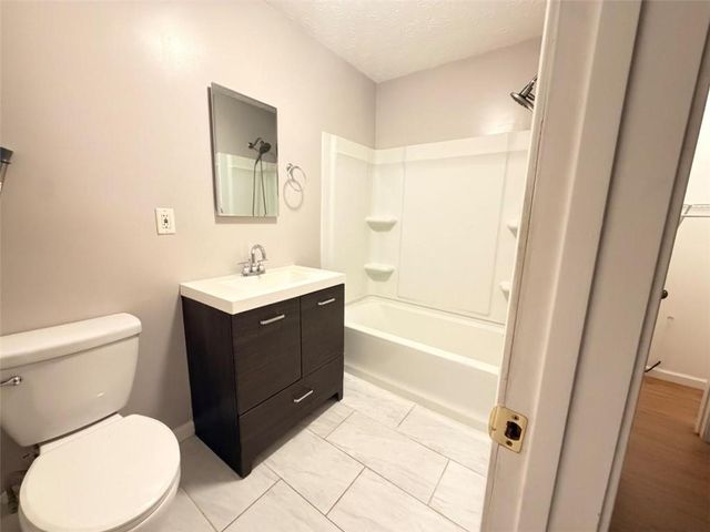 200 Abbotts Mill Drive, Johns Creek, GA 30097