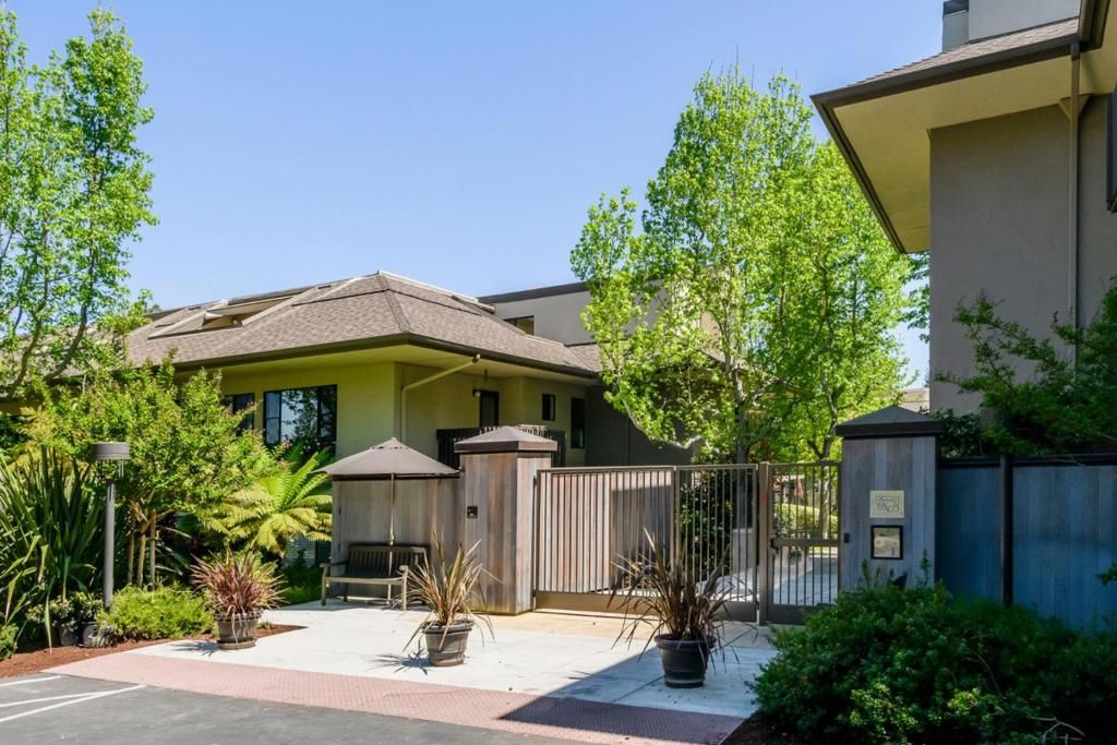 2140 Santa Cruz Avenue 203, Menlo Park, CA 94025