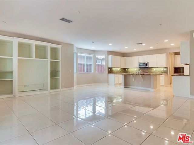 11563 Trailway Drive, Riverside, CA 92505