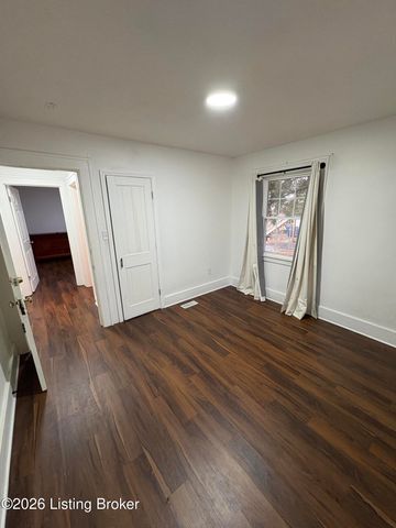 1871 Kendall Ln, Louisville, KY 40216