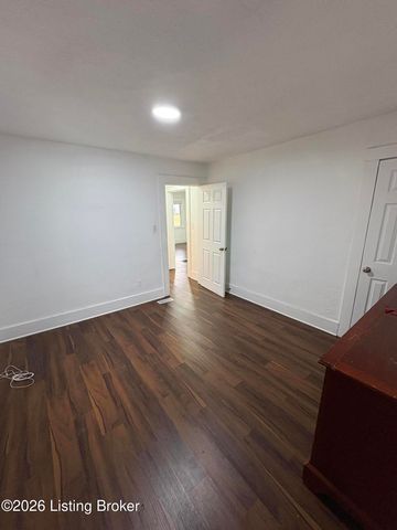 1871 Kendall Ln, Louisville, KY 40216