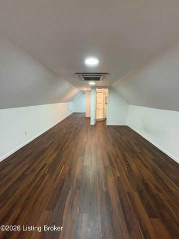 1871 Kendall Ln, Louisville, KY 40216