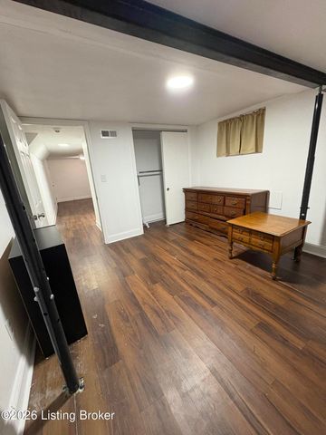 1871 Kendall Ln, Louisville, KY 40216