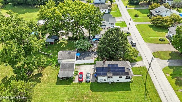 1871 Kendall Ln, Louisville, KY 40216