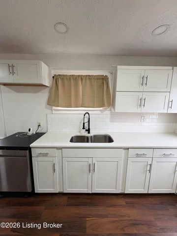 1871 Kendall Ln, Louisville, KY 40216