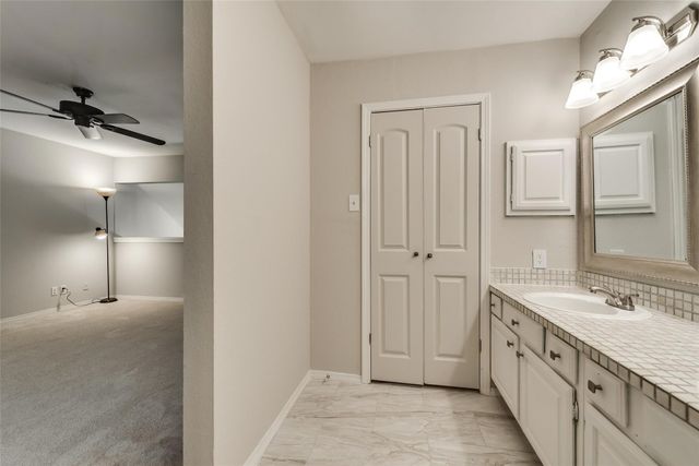 18240 Midway Road 302, Dallas, TX 75287