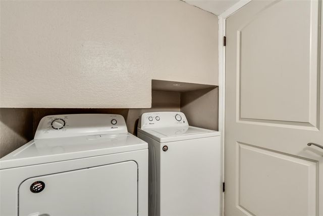 18240 Midway Road 302, Dallas, TX 75287