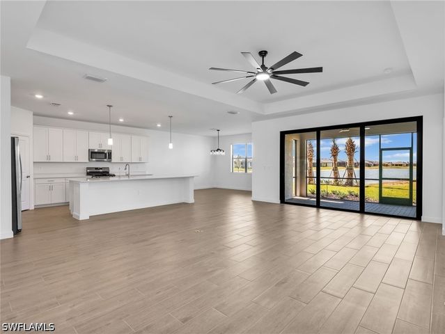 21143 Verawood LOOP, Estero, FL 33928