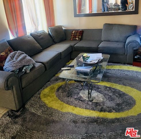 3318 W 66th Place, Los Angeles, CA 90043