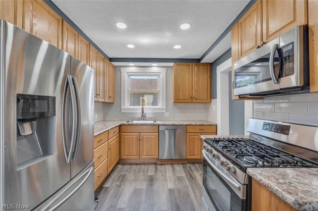 124 Bennett Street, Wellington, OH 44090