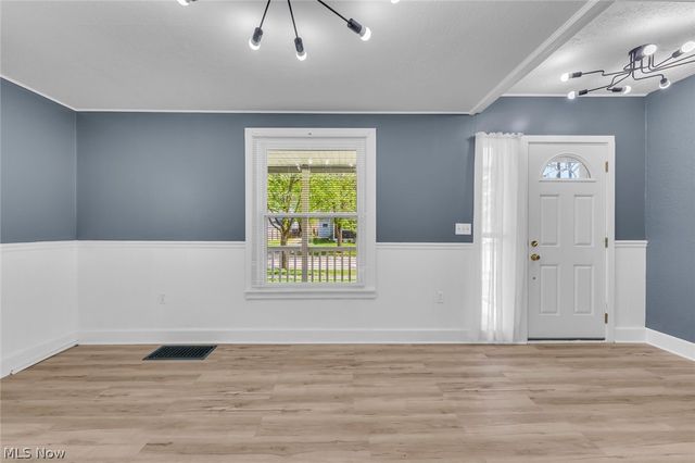 124 Bennett Street, Wellington, OH 44090