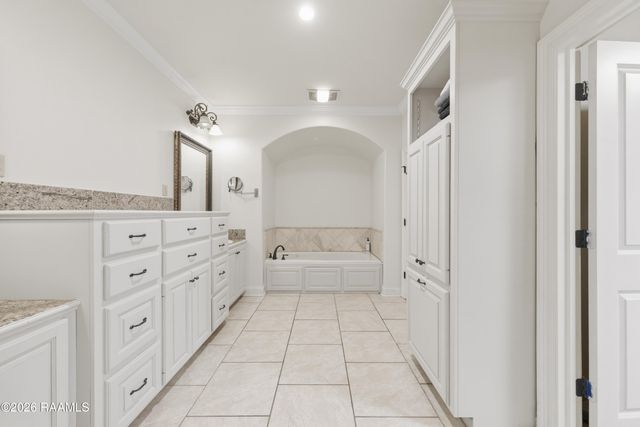 308 Nanterre Lane, Lafayette, LA 70507