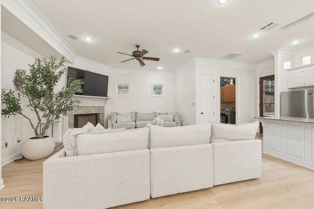 308 Nanterre Lane, Lafayette, LA 70507