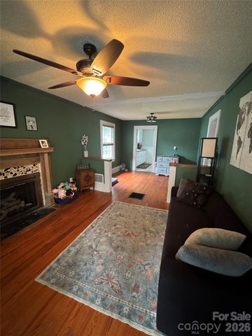 204 E Hargrave Street, Wadesboro, NC 28170