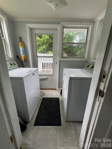 204 E Hargrave Street, Wadesboro, NC 28170