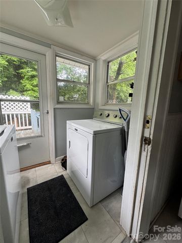 204 E Hargrave Street, Wadesboro, NC 28170