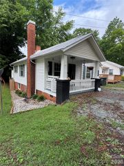 204 E Hargrave Street, Wadesboro, NC 28170