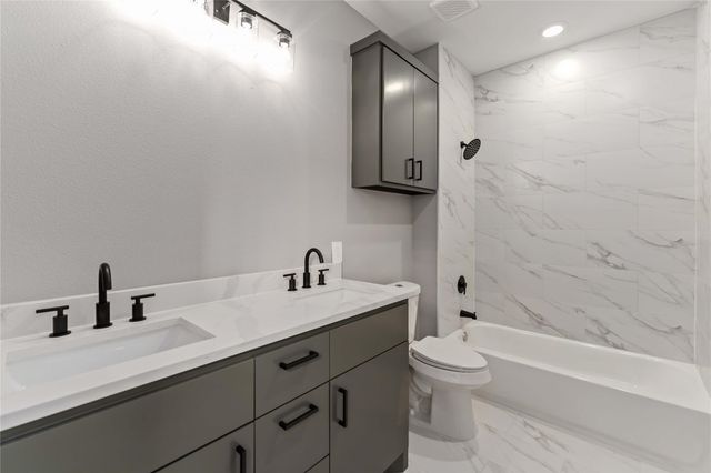 3220 Josephine Street, Houston, TX 77026