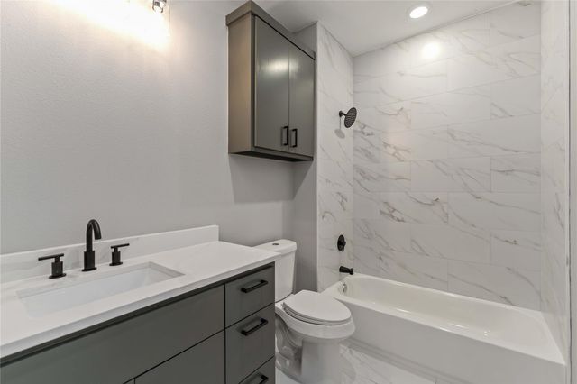 3220 Josephine Street, Houston, TX 77026