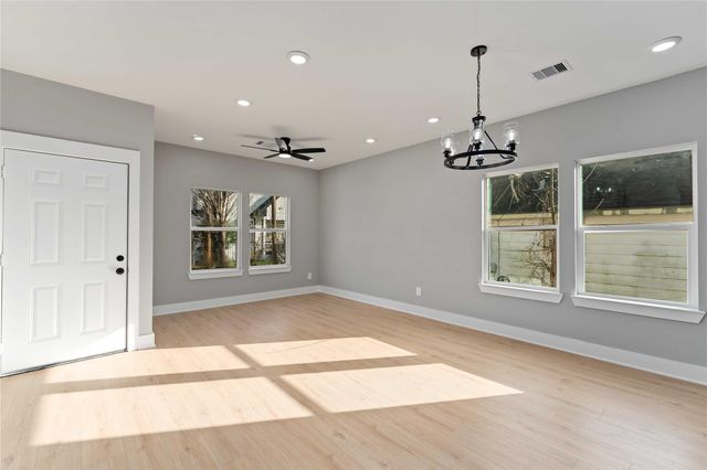 3220 Josephine Street, Houston, TX 77026