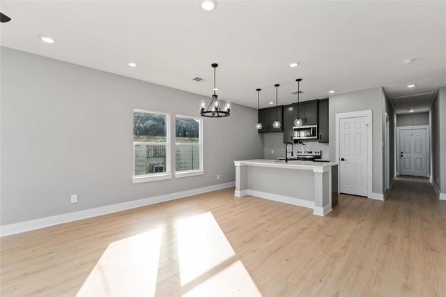 3220 Josephine Street, Houston, TX 77026