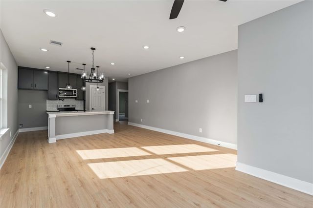 3220 Josephine Street, Houston, TX 77026